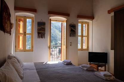 Panoramic View House