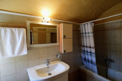 Panoramic View House