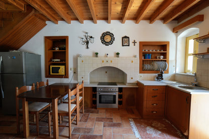 Panoramic View House