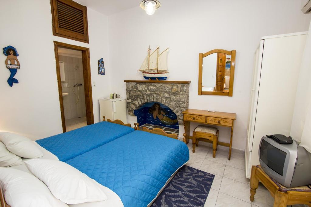 Symi Center Hotel
