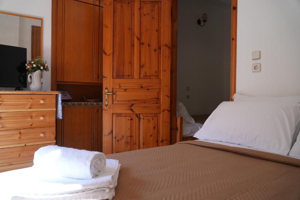 Antoni’s Symi Home