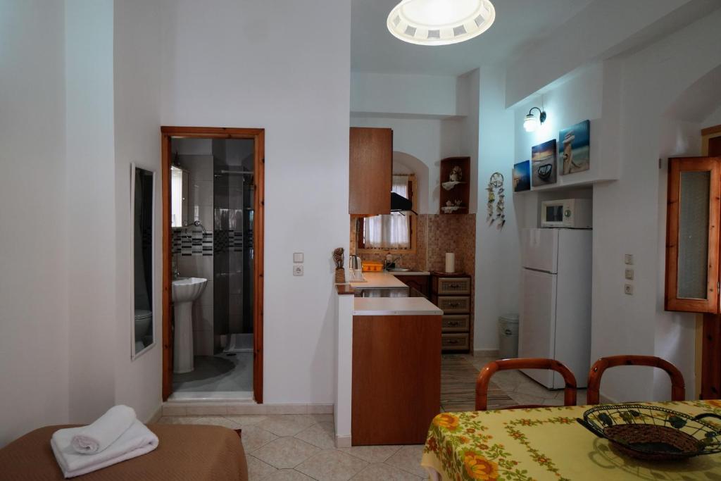Antoni’s Symi Home