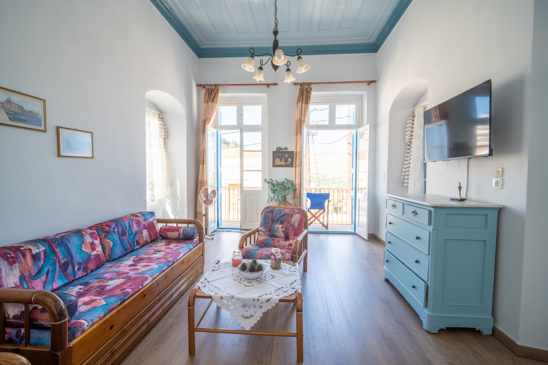 To Spiti – A Traditional Home in the Heart of Symi